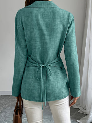 قميص نسائي بأكمام طويلة غير متماثلة بأسلوب فرنسي - لون صلب أنيق، ياقة مدورة، مقاس عادي لفصل الربيع/الخريف، ملابس كاجوال متعددة الاستخدامات إلى ملابس رسمية، بلوزات بأكمام طويلة