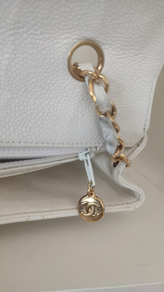 Chanel White Medium Classic DIANA Shoulder Bag Gold Plated Purse