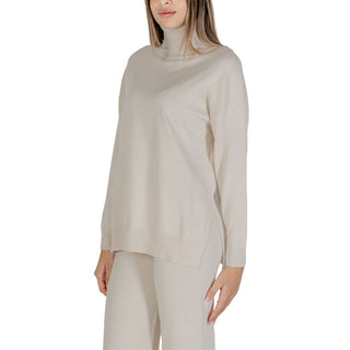 Cleré Beige Viscose Turtleneck